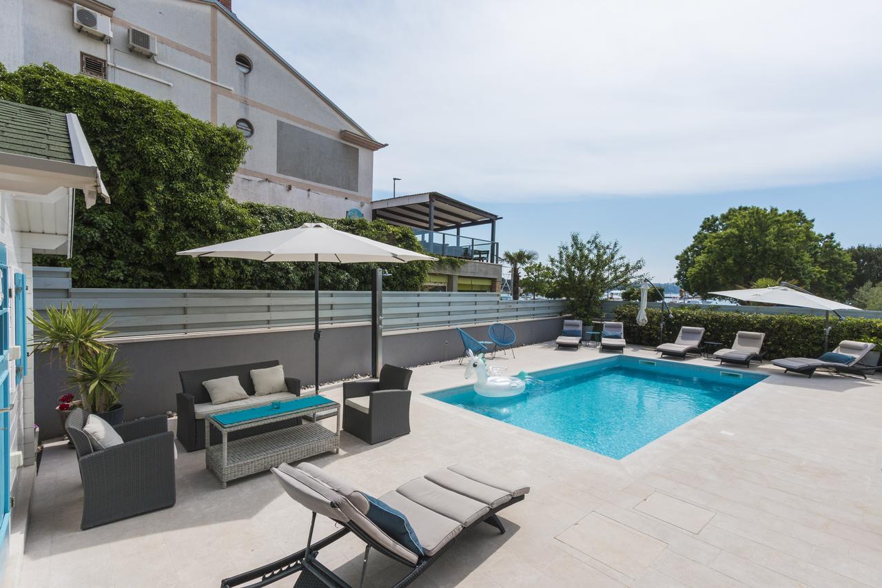 Apartment Lux More 메덜린 외부 사진